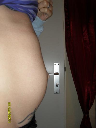 Bild zu hier mal n Bauchbild von mir :-) - Forum für Februar - Mamis