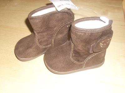 Bild zu Und wer noch ganz kleine Winterschuhe sucht... - Forum für Februar - Mamis