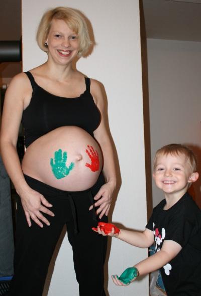 Bild zu Hier mal Bauchbilder von mir :-) - Forum für Februar - Mamis