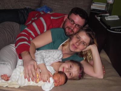 Bild zu Wir vier...;-) - Forum für Februar - Mamis