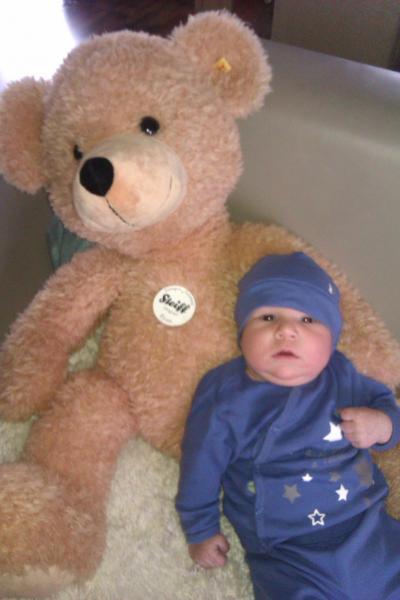 Bild zu auch mal ein neues bildchen - Forum für Februar - Mamis