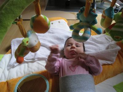 Bild zu unsere Krabbeldecke ist gekommen !!! - Forum für Februar - Mamis