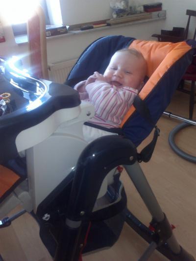 Bild zu hochStuhl da. . . Mit Bild - Forum für Februar - Mamis