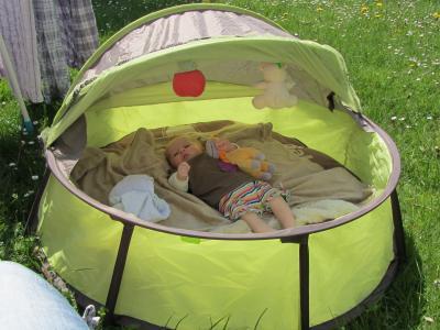 Bild zu bzgl. draussen liegen - Forum für Februar - Mamis