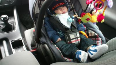 Bild zu Wieveil trinken euere Mäuse? - Forum für Februar - Mamis