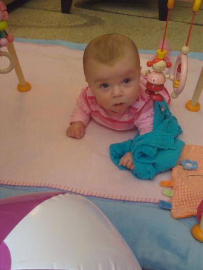 Bild zu Hach, auf dem Bauch liegen - Forum für Februar - Mamis