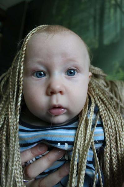 Bild zu Joshua`s erste Rastazöpfe ;-) - Forum für Februar - Mamis