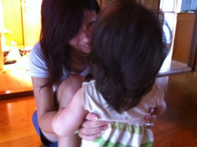 Bild zu ...sie hat die Haare schön....;-) Neues von Lina - Forum für Februar - Mamis