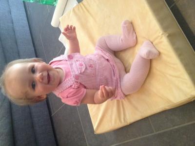 Bild zu Nun können auch wir.... ;))) - Forum für Februar - Mamis