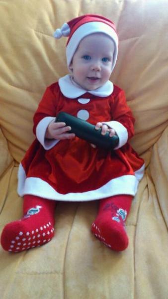 Bild zu Weihnachten ist vorbei, aber das nächste kommt!!! verkaufe Weihnachtskleidchen.. - Forum für Februar - Mamis