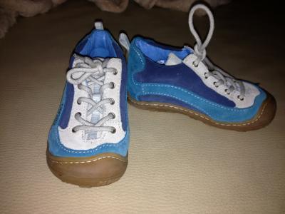 Bild zu Unsere neuen Schuhe - Forum für Februar - Mamis