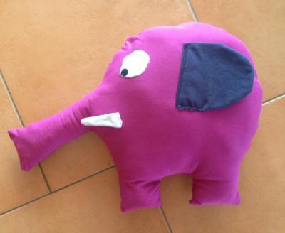Bild zu Der kleine Emmifant... - Forum für Februar - Mamis