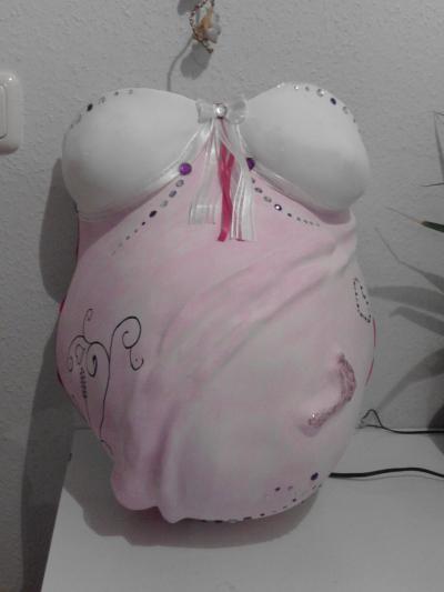 Bild zu Ich habs getan :D (Babybauchabdruck) - Forum für Februar - Mamis