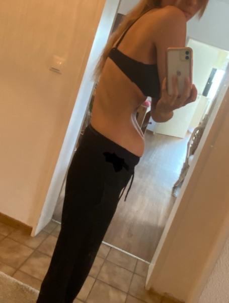 Bild zu Baby zu weit unten??:( - Forum für Februar - Mamis