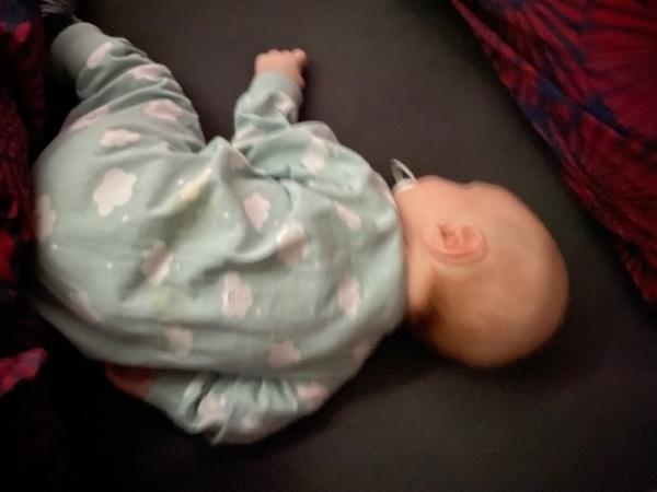 Bild zu 7h durchgeschlafen 😍😍😍😍 - Forum für Februar - Mamis