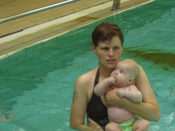 Bild zu Heute beim Babyschwimmen - Forum für März - Mamis