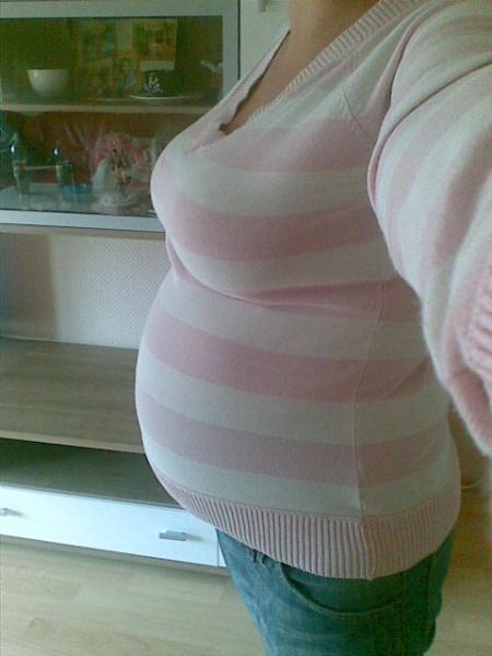 Bild zu Und ein neues Bauchbild von mir ;-) - Forum für März - Mamis