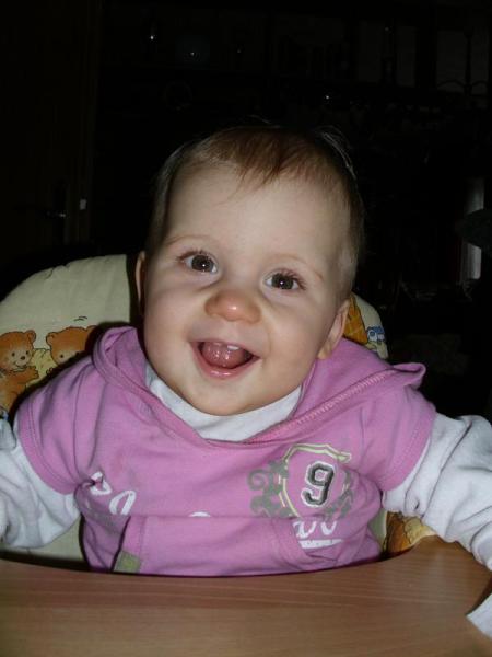 Bild zu Meine Maus ist heut genau 9 Monate alt *mit Foto* :) - Forum für März - Mamis