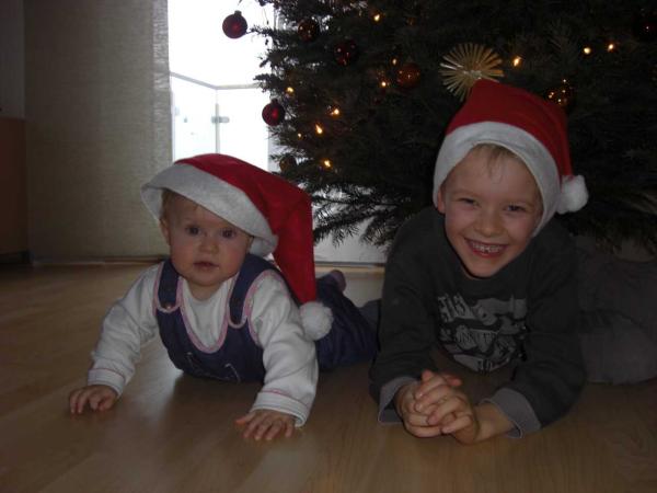 Bild zu Danke liebe Wichtelmami für das tolle Geschenk, Julchen hat sich dolle gefreut! - Forum für März - Mamis
