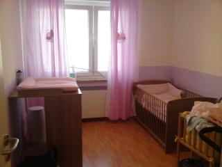 Bild zu hier mal 2 bilder vom zimmer - Forum für März - Mamis