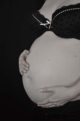 Bild zu Meine Bauchfotos sind da!!! - Forum für März - Mamis