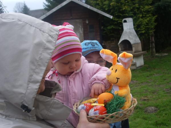 Bild zu bei uns war auch der Osterhase :) - Forum für März - Mamis