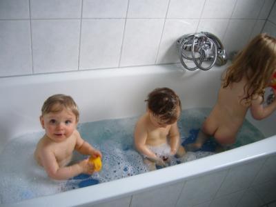 Bild zu meine 3 Knuffis....aktuelle Bilder - Forum für März - Mamis