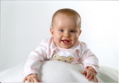 Bild zu Für die mich noch kennen :-)) ... Neue Fotos von Lara :-)))) - Forum für März - Mamis