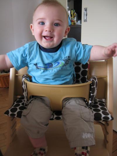 Bild zu stühlchen... - Forum für März - Mamis