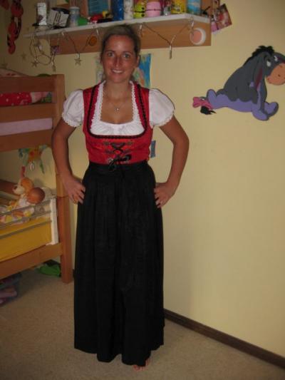 Bild zu Ich hab mir ein Dirndl gekauft! - Forum für März - Mamis