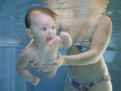Bild zu Babyschwimmen - Fotos - Forum für März - Mamis