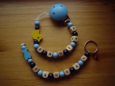 Bild zu Brauch noch wer ne Schnullerketten oder Kinderwagenkette???? - Forum für März - Mamis