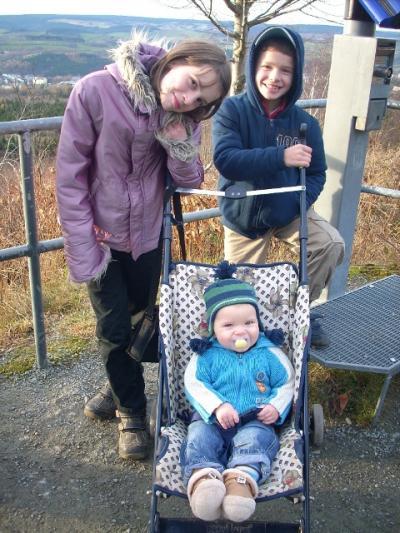 Bild zu Wir mal wieder... Habt ihr Familientage? - Forum für März - Mamis