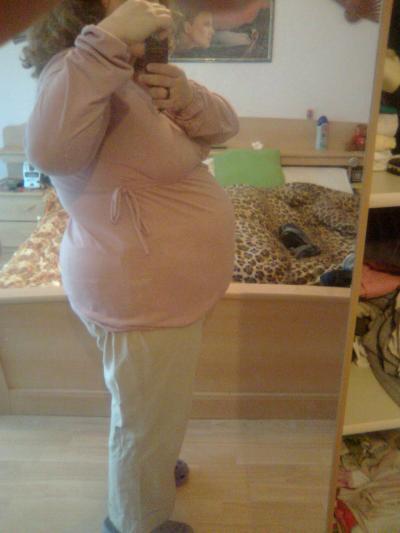 Bild zu So, mal von allen bitte ein akt. Bauchbild :-) - Forum für März - Mamis