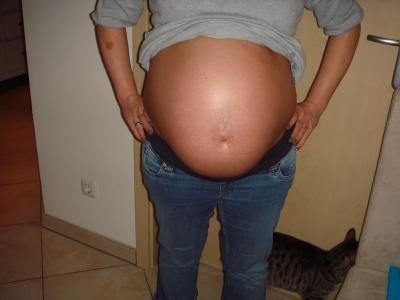 Bild zu Hier meine Bauchbilder.... aber vorsichtig!!!! - Forum für März - Mamis