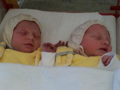 Bild zu Auch meine beiden sind endlich da!!! - Forum für März - Mamis