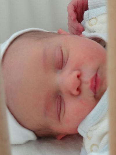 Bild zu ENDLICH Zeit um euch meine Tochter vorzustellen:-) - Forum für März - Mamis