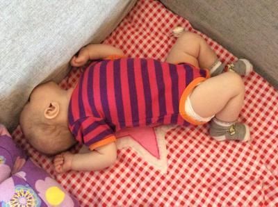 Bild zu Was macht mein Baby da? - Forum für März - Mamis