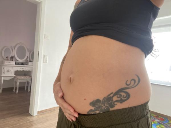 Bild zu Bauch explodiert förmlich ... - Forum für März - Mamis