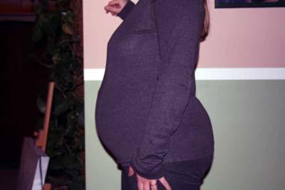 Bild zu So,nun endlich auch ein Bauchphoto von mir - Forum für April - Mamis