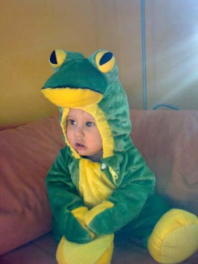 Bild zu Kinderfasching... mein kleiner Frosch ;-) - Forum für April - Mamis