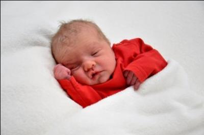 Bild zu Leonie Alisa hatte es eilig... - Forum für April - Mamis
