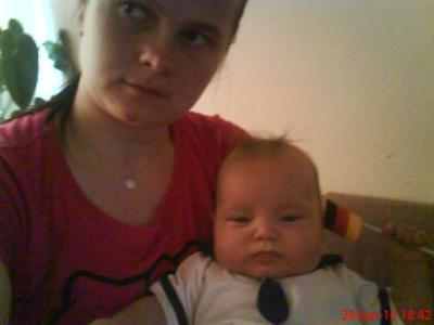 Bild zu hier ein paar fotos von Julian - Forum für April - Mamis