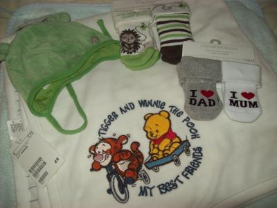 Bild zu Euch mal meine Beute vom ersten Babyshopping zeigen möchte.... - Forum für April - Mamis
