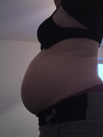 Bild zu Bauchbild von mir.. - Forum für April - Mamis