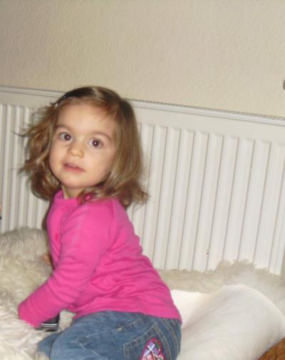 Bild zu mal meine "noch" kleine Mausi zeigen - Forum für April - Mamis