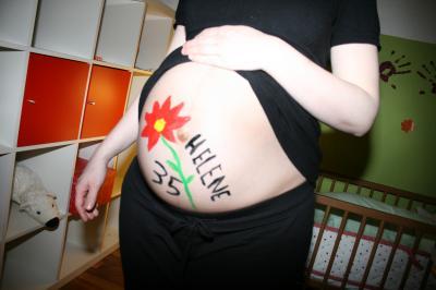 Bild zu Kunst am Bauch :-) neue Fotos - Forum für April - Mamis