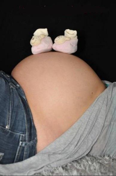 Bild zu bauchifotos - gestern abend gemacht... - Forum für April - Mamis