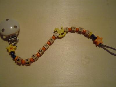 Bild zu @mausmax69 - Schnullerkette ist fertig... - Forum für April - Mamis