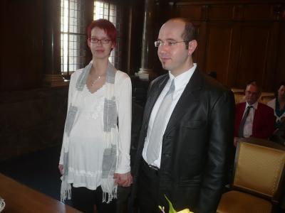 Bild zu Heirat - Forum für April - Mamis
